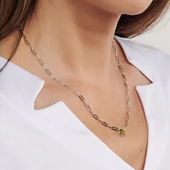 NEW-Affinity Gems Paperclip Cushion Cut Gemstone Necklace SterlingSilver Peridot - Picture 3 of 4